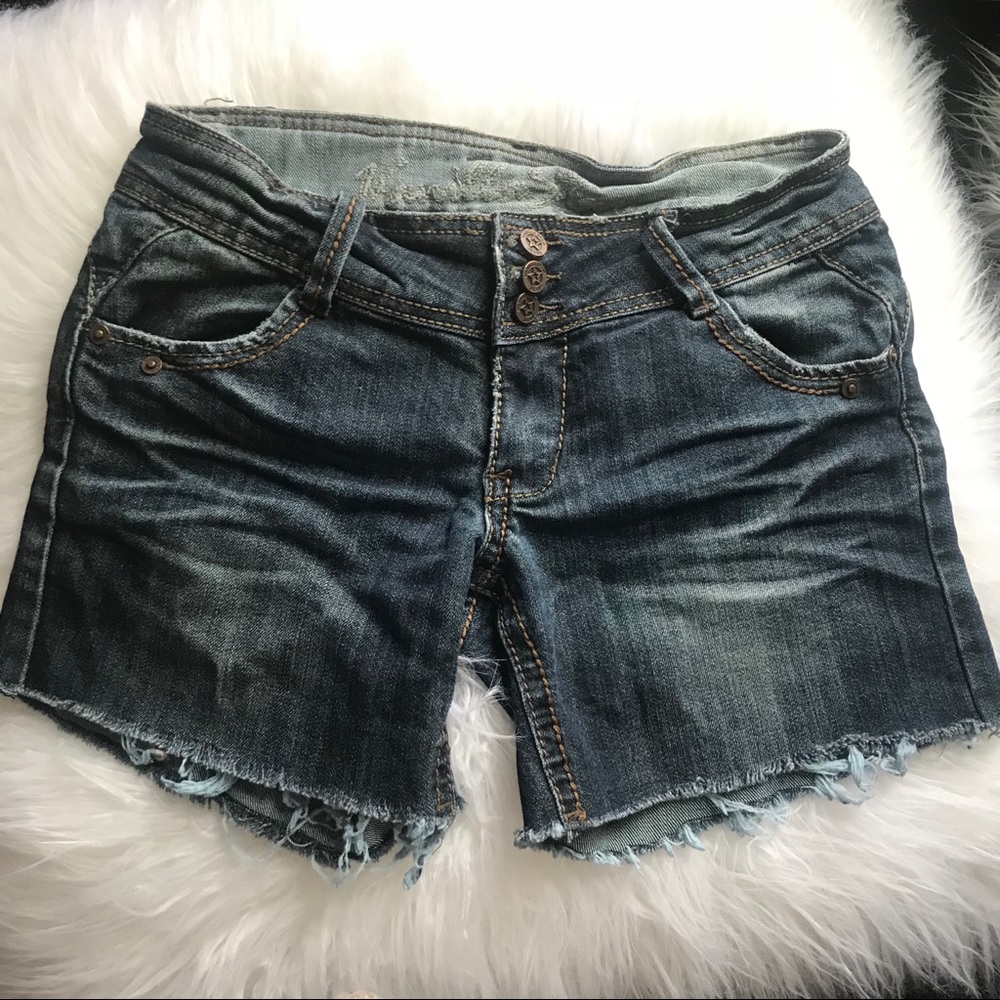 Dark distressed denim shorts!